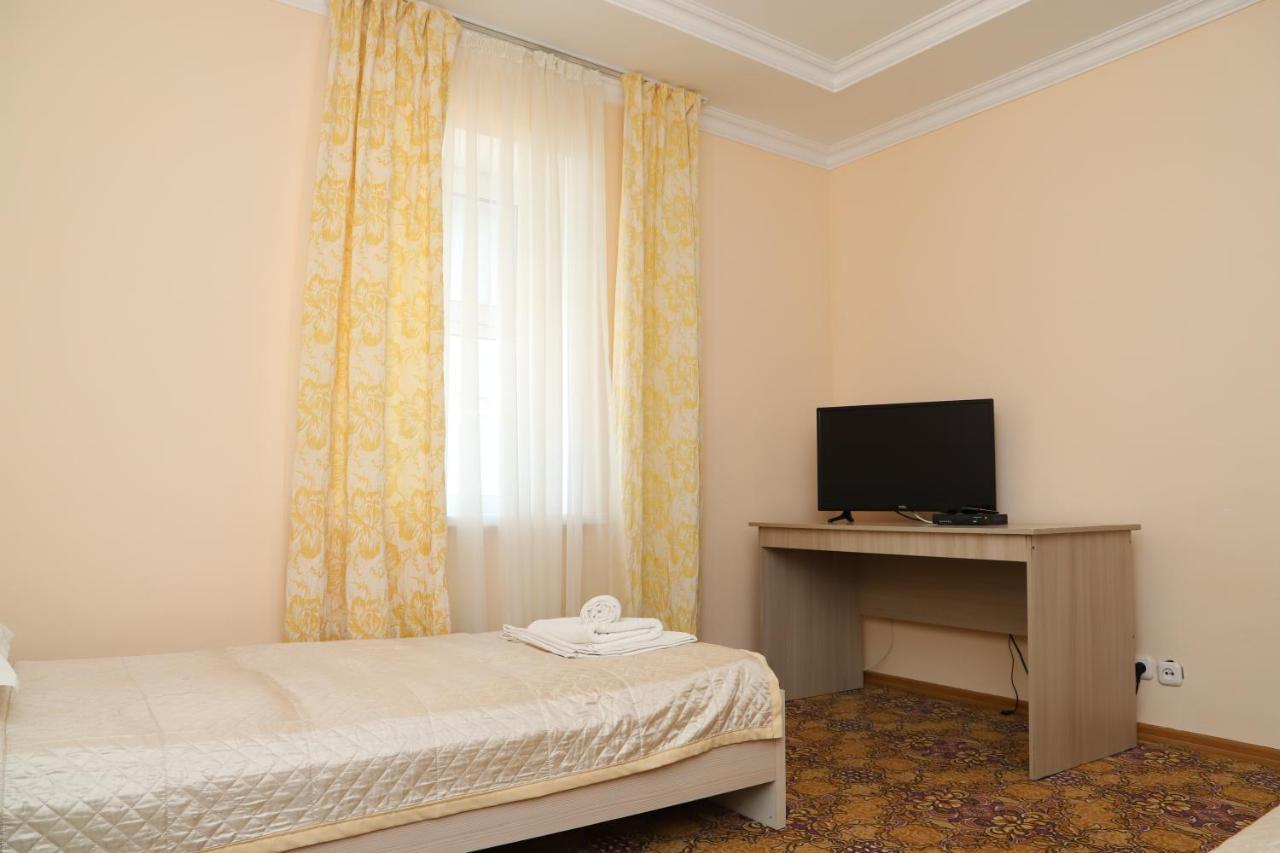 Hotel Eurasia Deluxe Борово Екстериор снимка